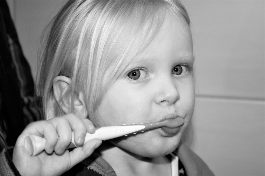 brush teeth, teeth, child-2103217.jpg